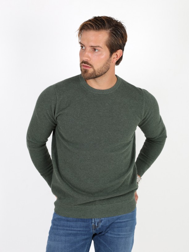 Cotton knit sweater with a round neck