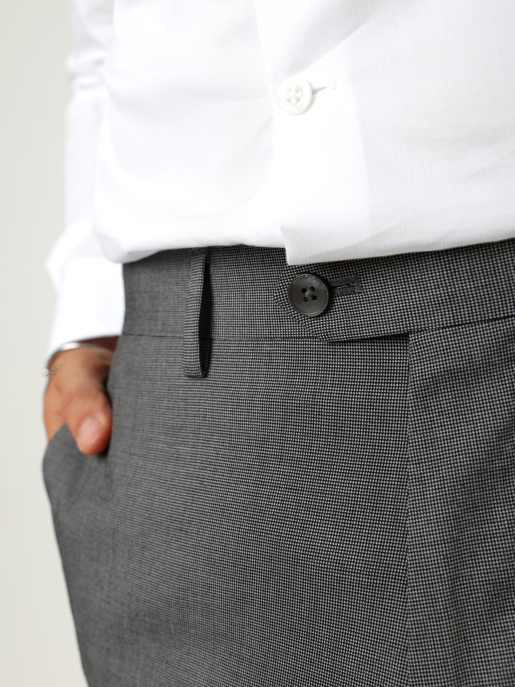 Traje liso de corte regular