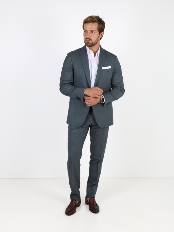 Slim fit suit with micro pattern