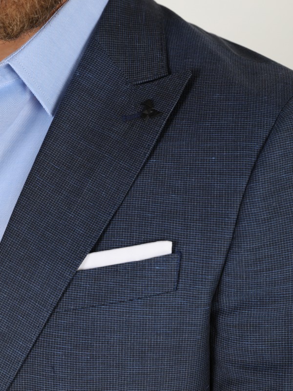 Traje de lino con estructura Traje de lino con estructura