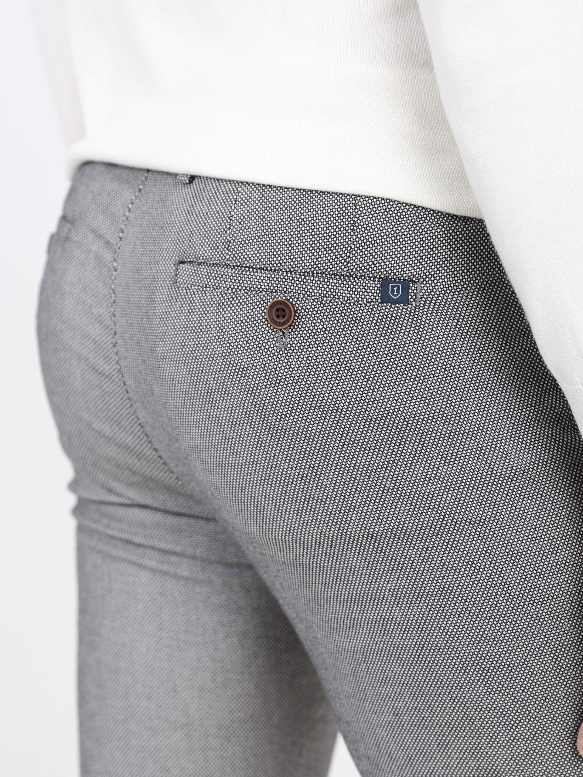 Patterned chino pants