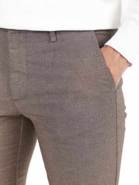 Pantalones chino con patrón Pantalones chino con patrón
