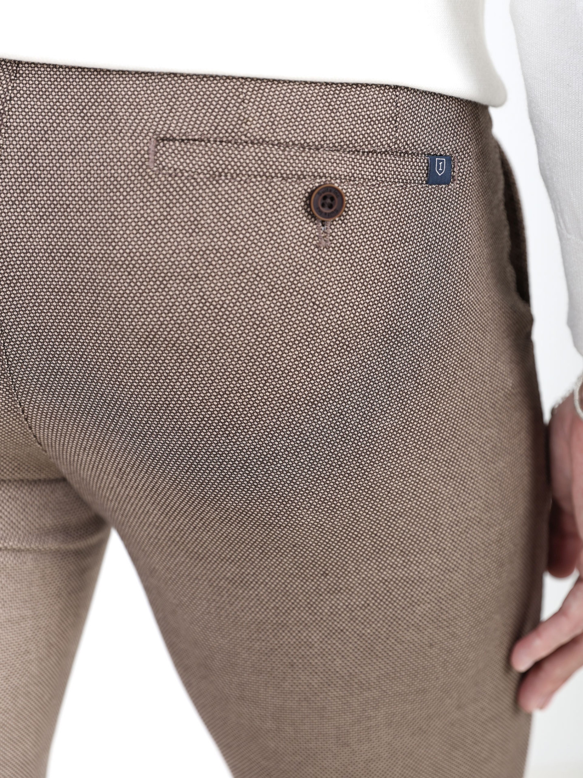 Pantalones chino con patrón