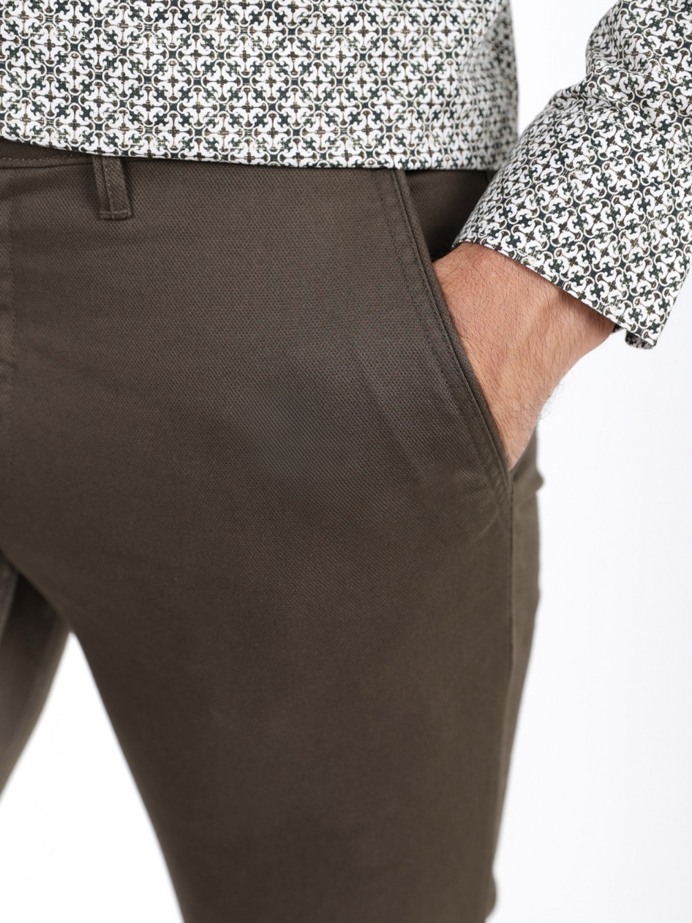 Stretch cotton chino pants