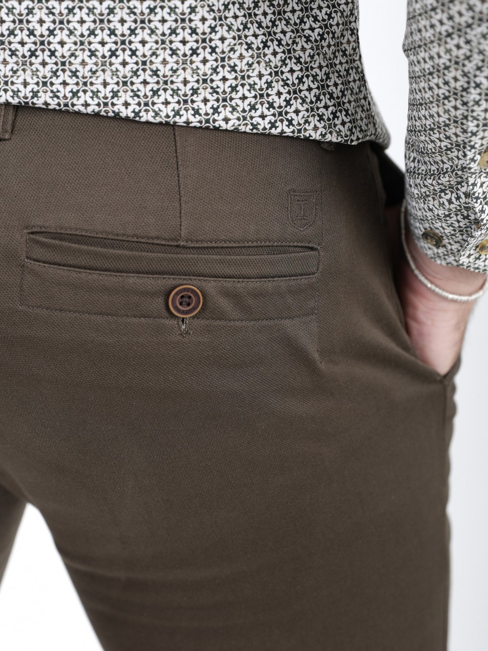 Stretch cotton chino pants