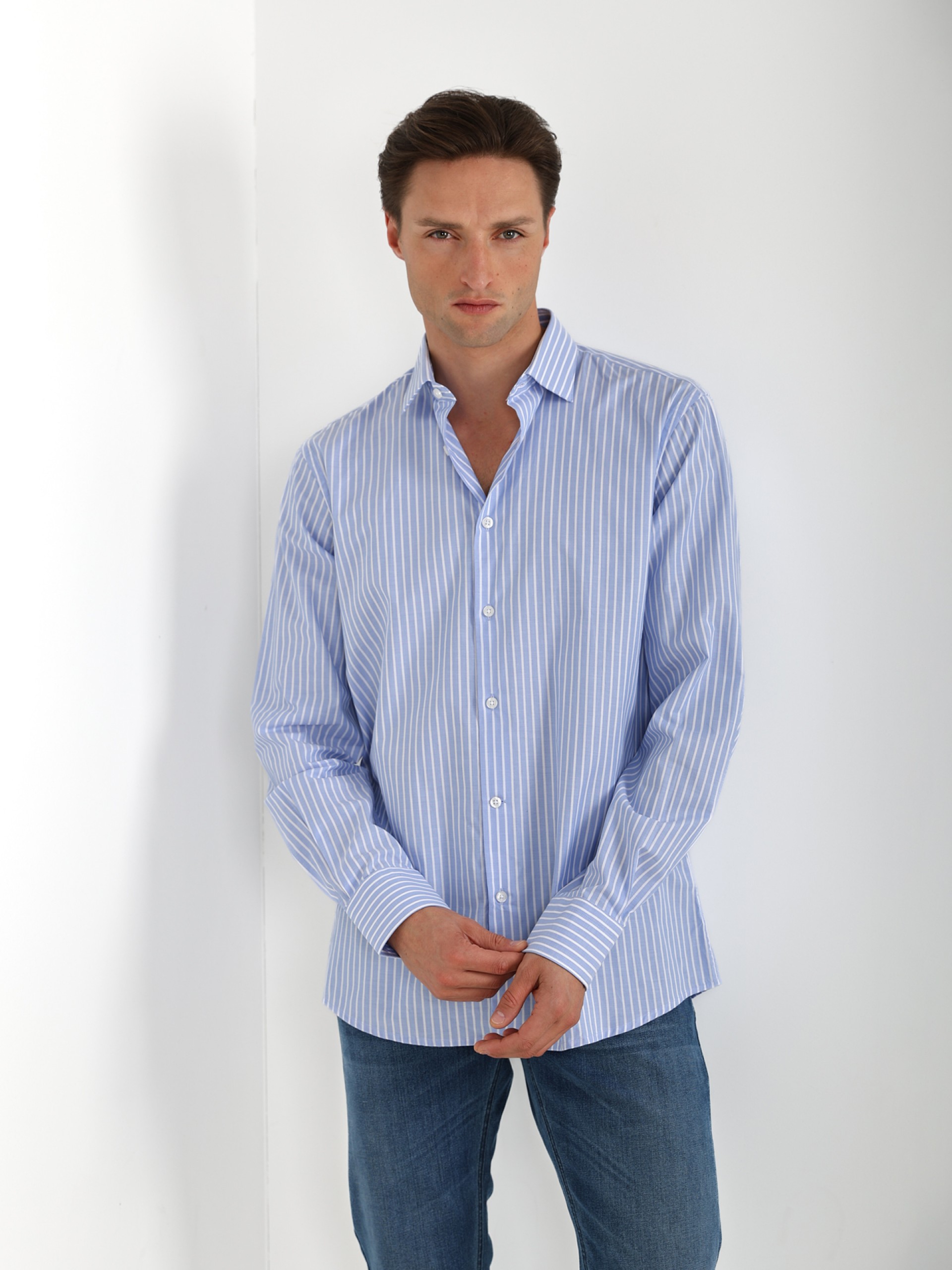 Camisa de algodão com padrão de riscas