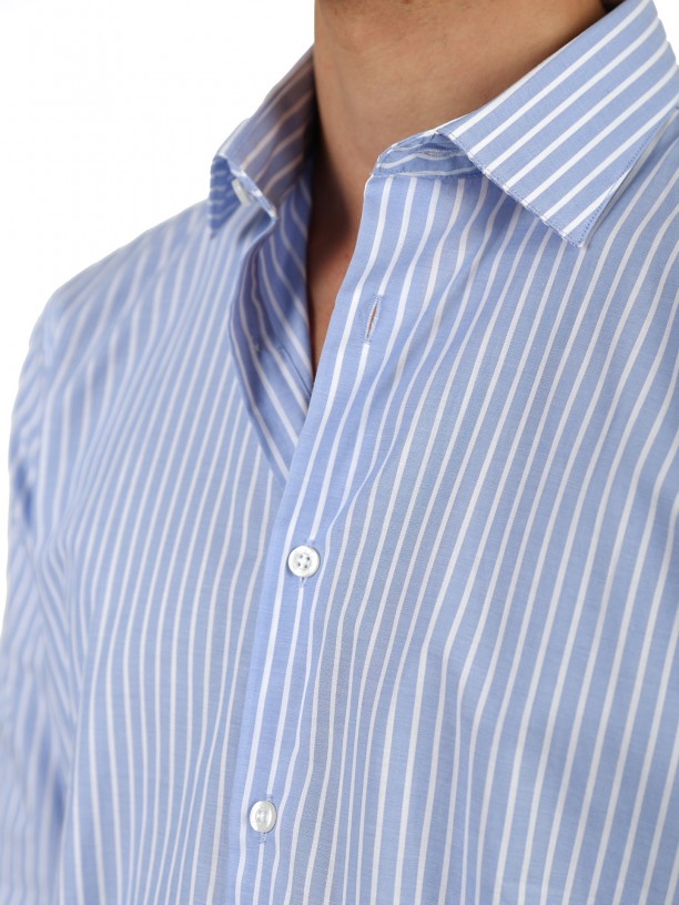 Cotton shirt with a striped pattern