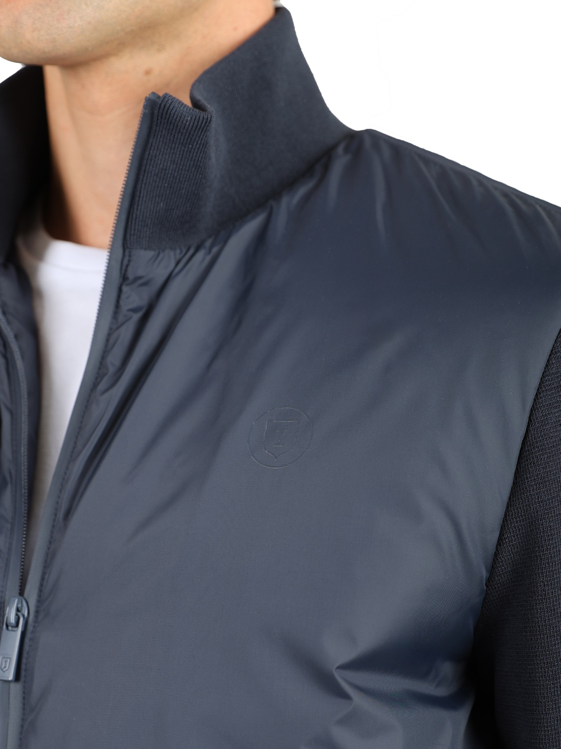 Blusão bomber elástico combinado