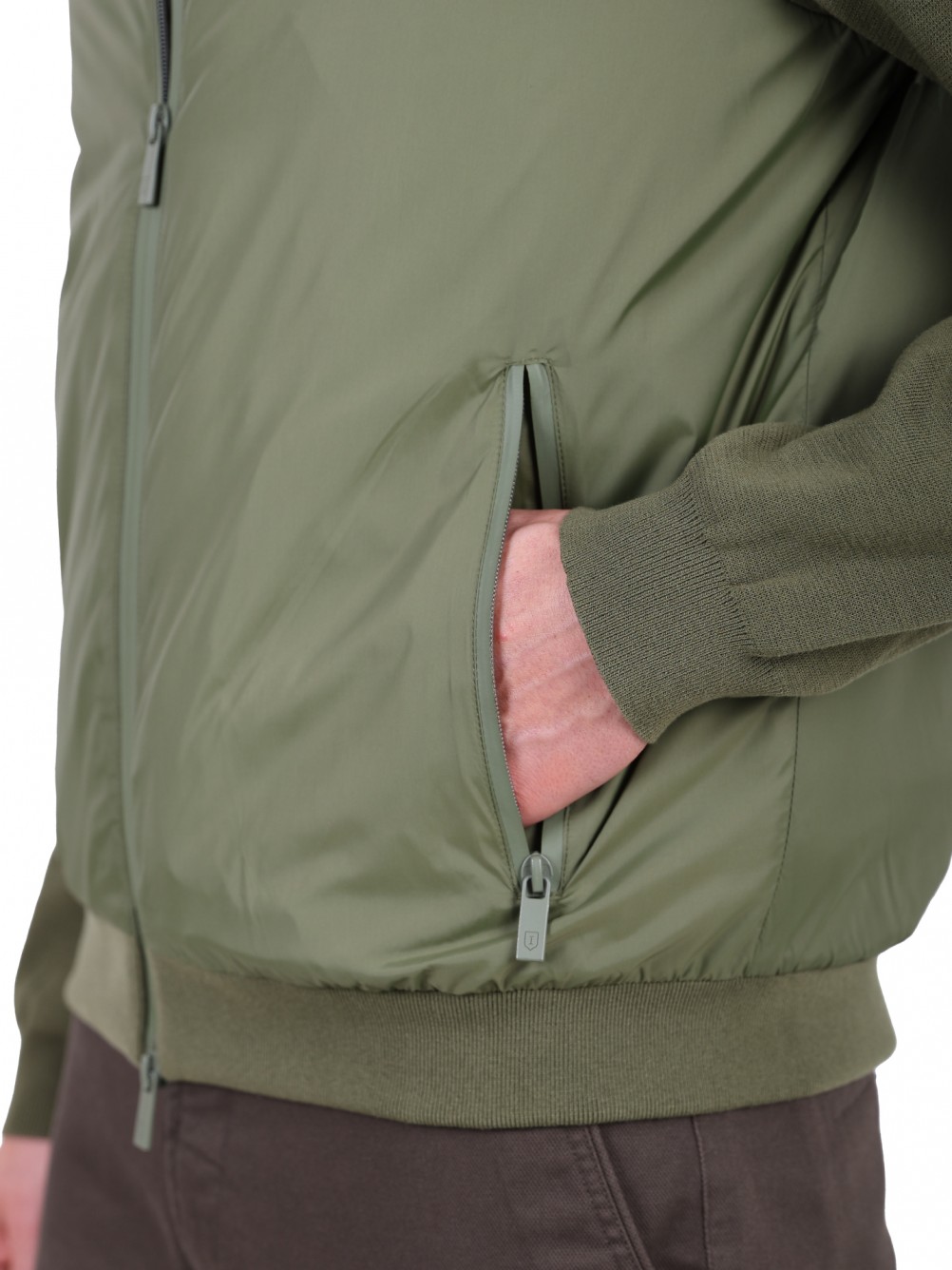 Chaqueta bomber combinada elástica