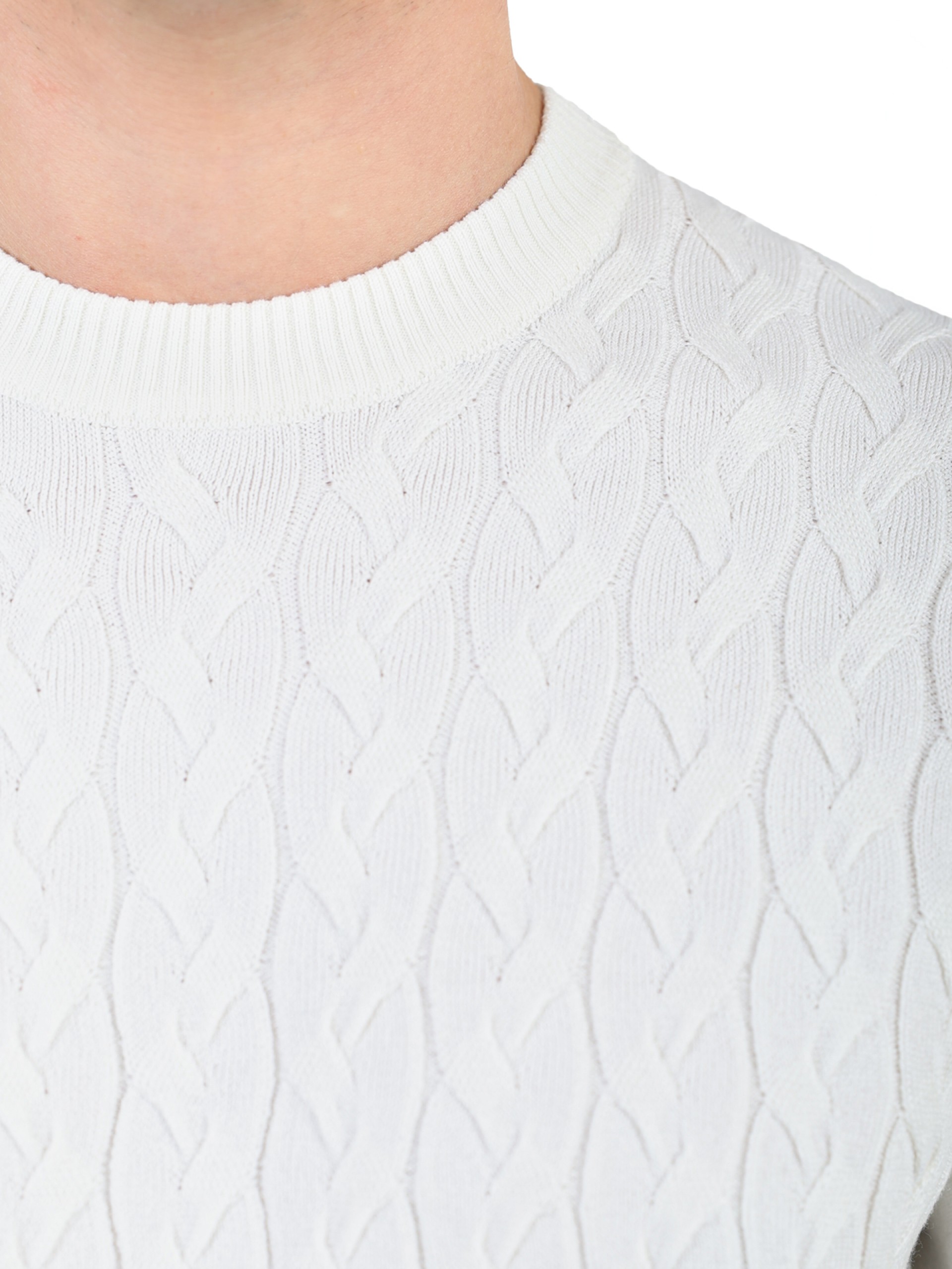 Knit sweater with a braided effect