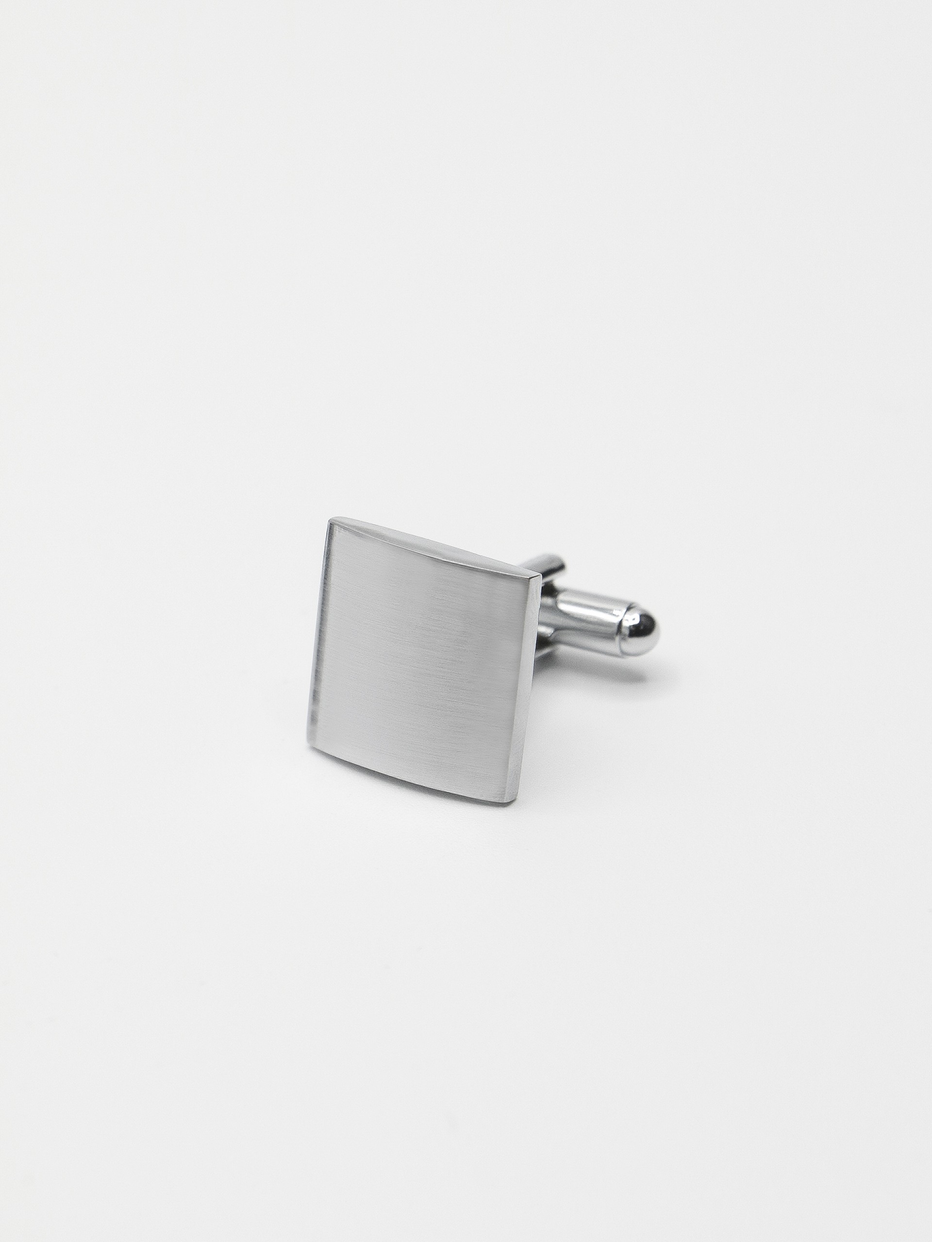 Metallic cufflinks