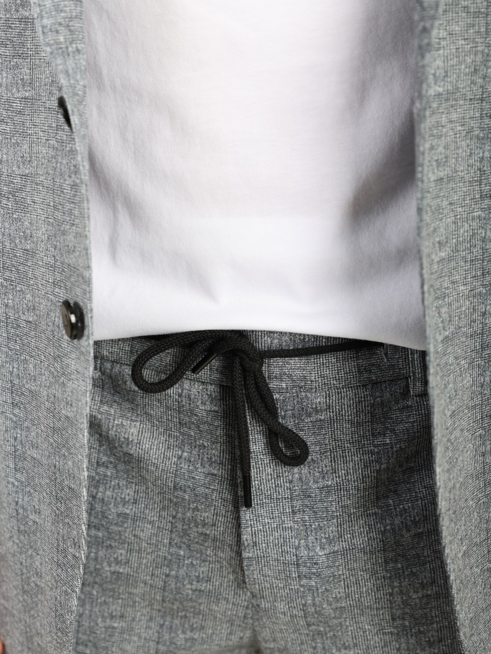 Fato slim fit el�stico micro padr�o