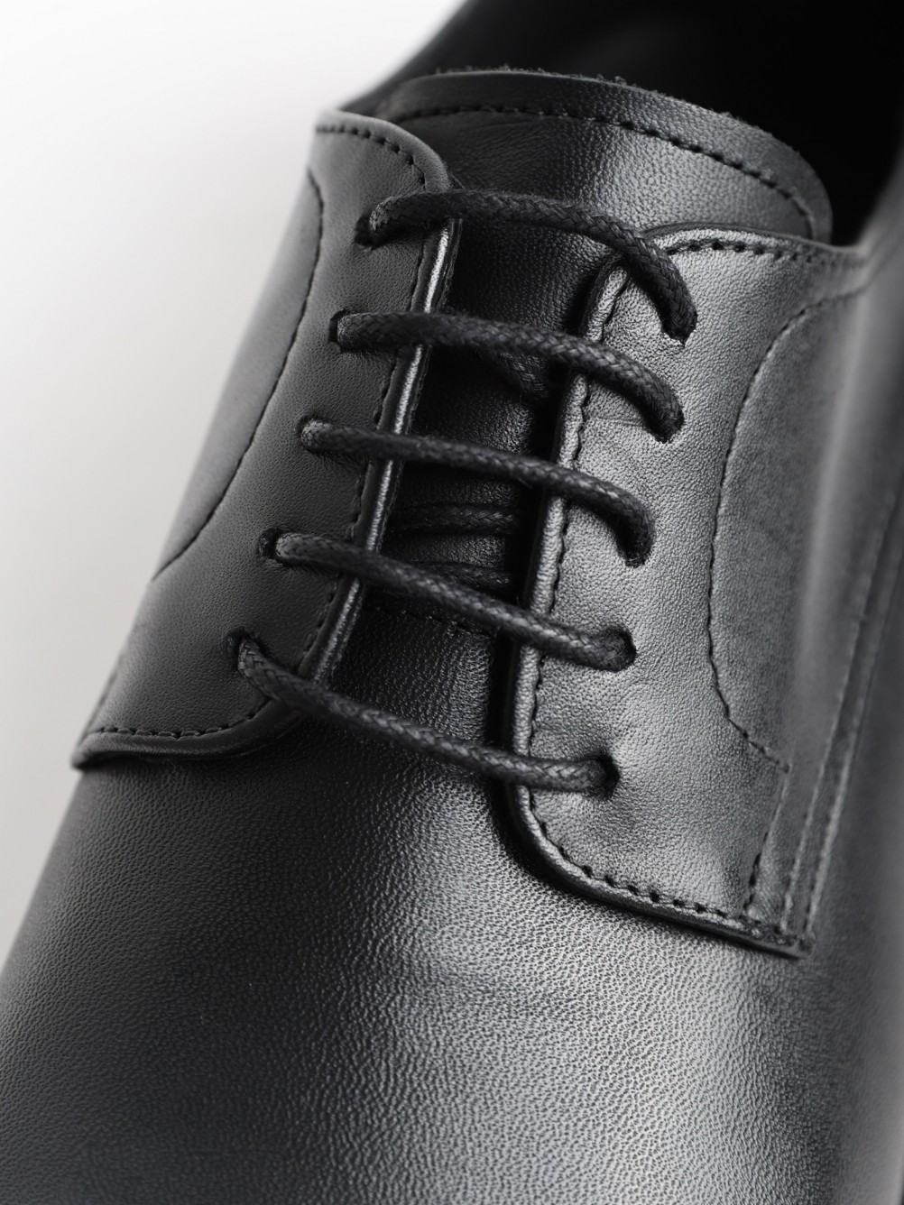 Sapato cl�ssico liso de pele