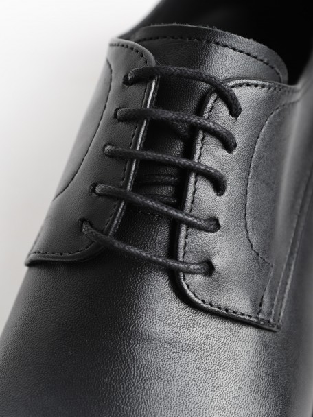Classic smooth leather shoe Classic smooth leather shoe