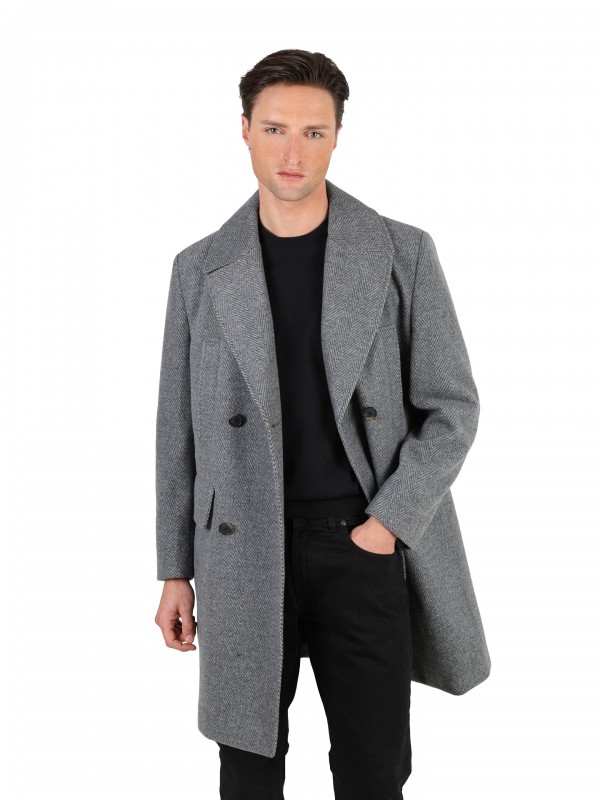 Sobretudo corte oversize Sobretudo corte oversize