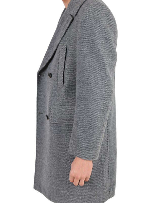 Sobretudo corte oversize Sobretudo corte oversize