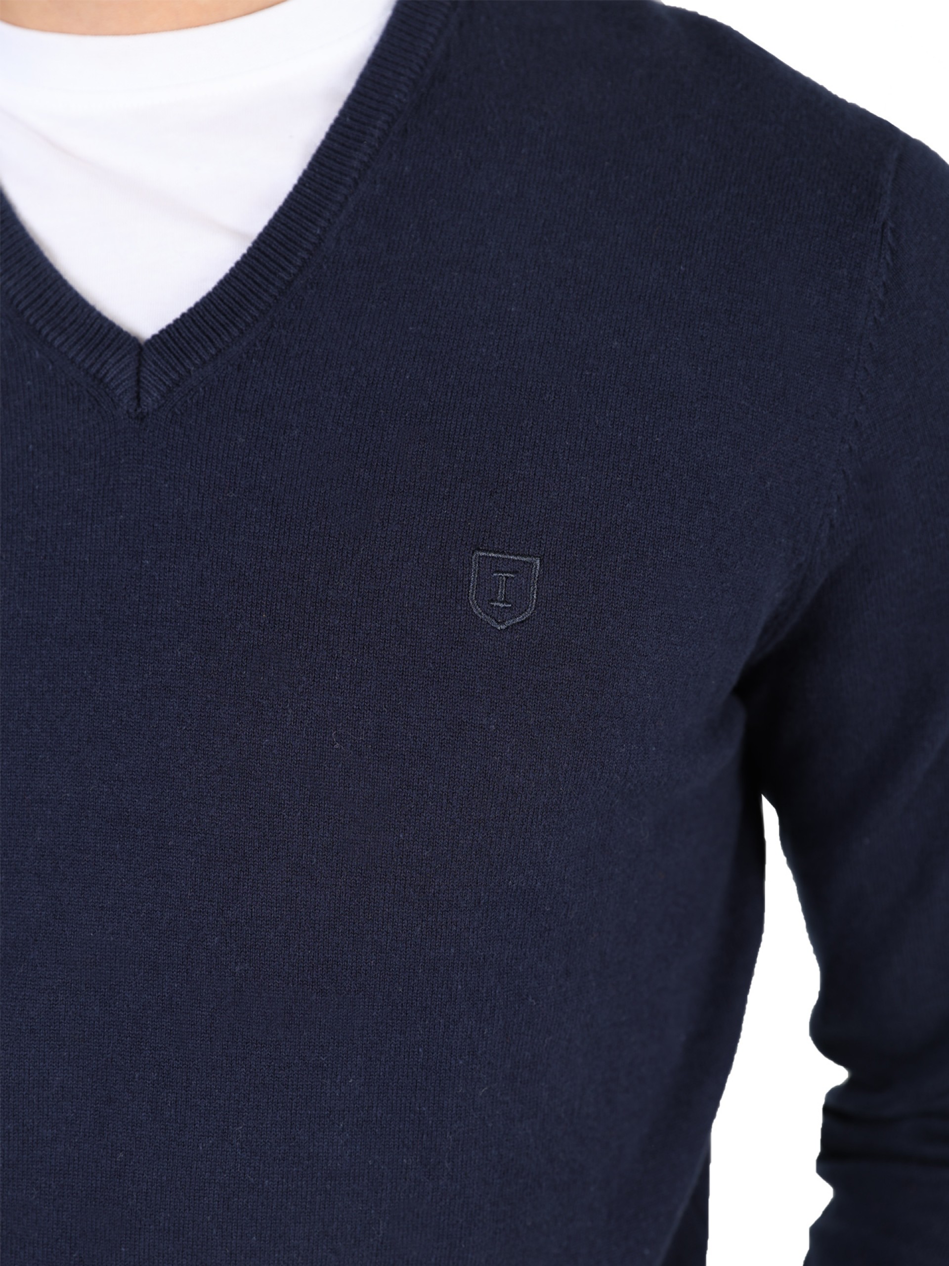 Camisola de gola em V de algodão