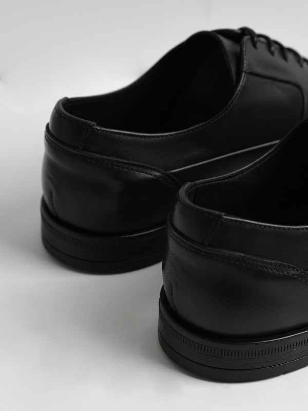 Classic smooth leather shoe Classic smooth leather shoe