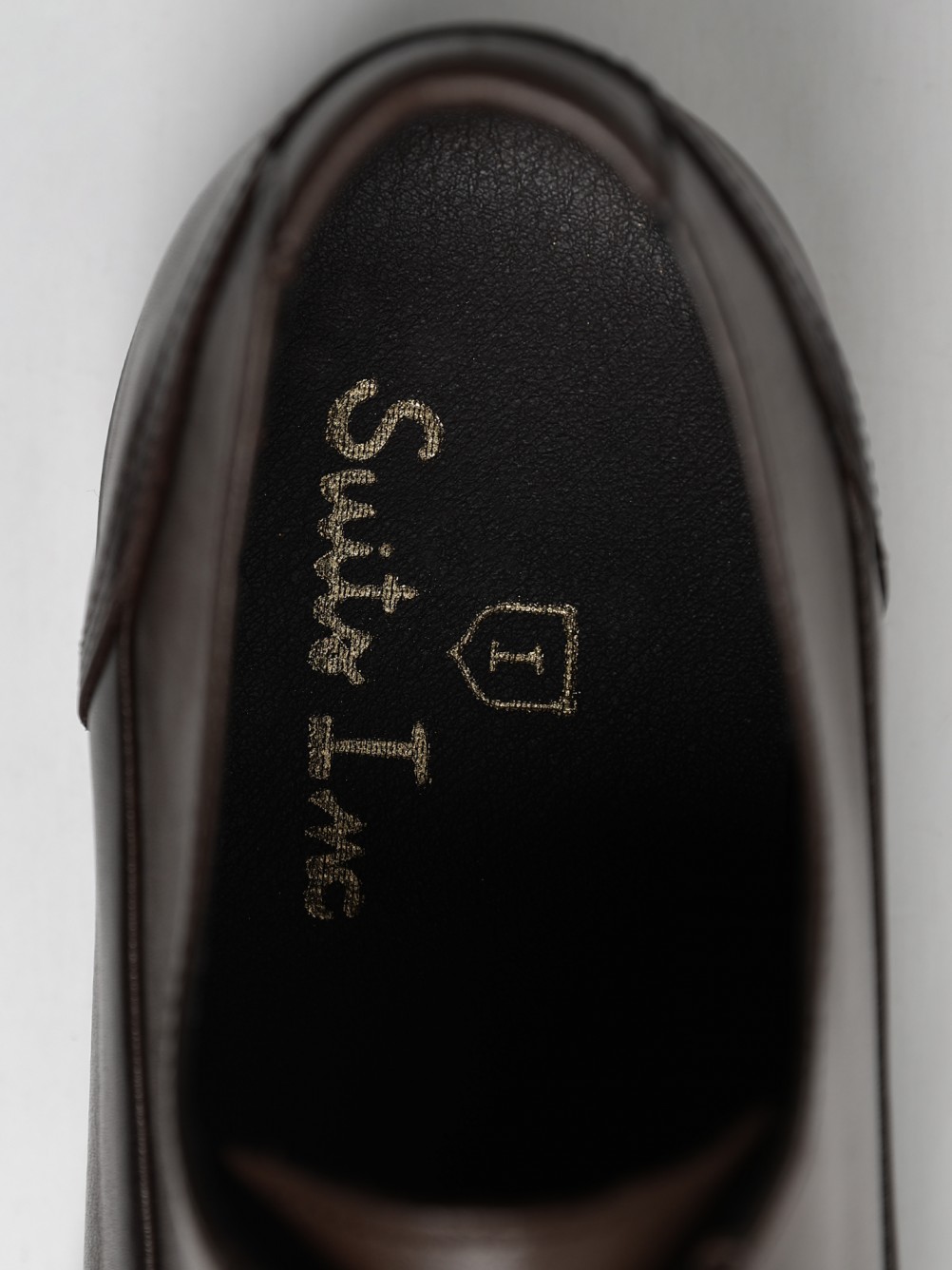 Zapato clásico liso de piel