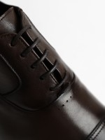 Zapato clásico liso de piel Zapato clásico liso de piel