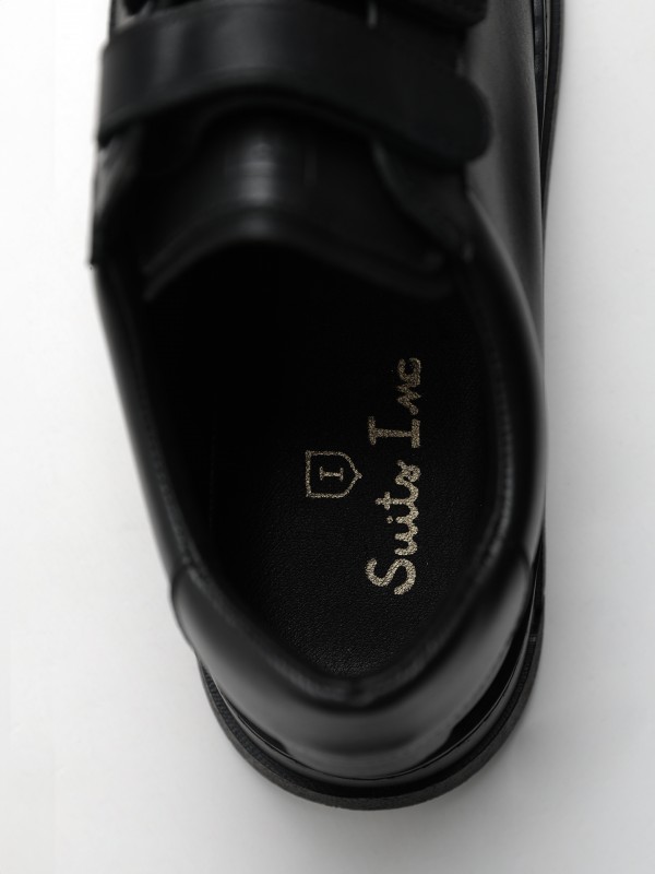 Sapatilha de pele polida com velcro Sapatilha de pele polida com velcro