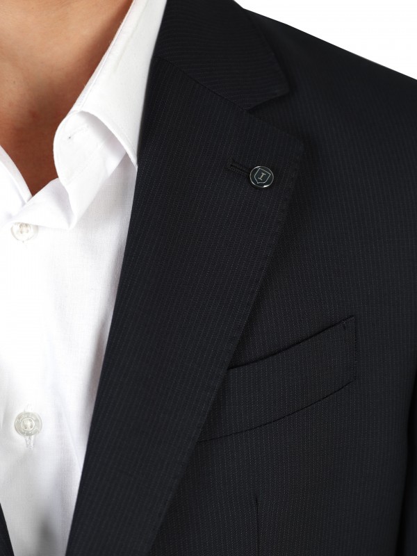 Regular fit 100% wool suit Regular fit 100% wool suit