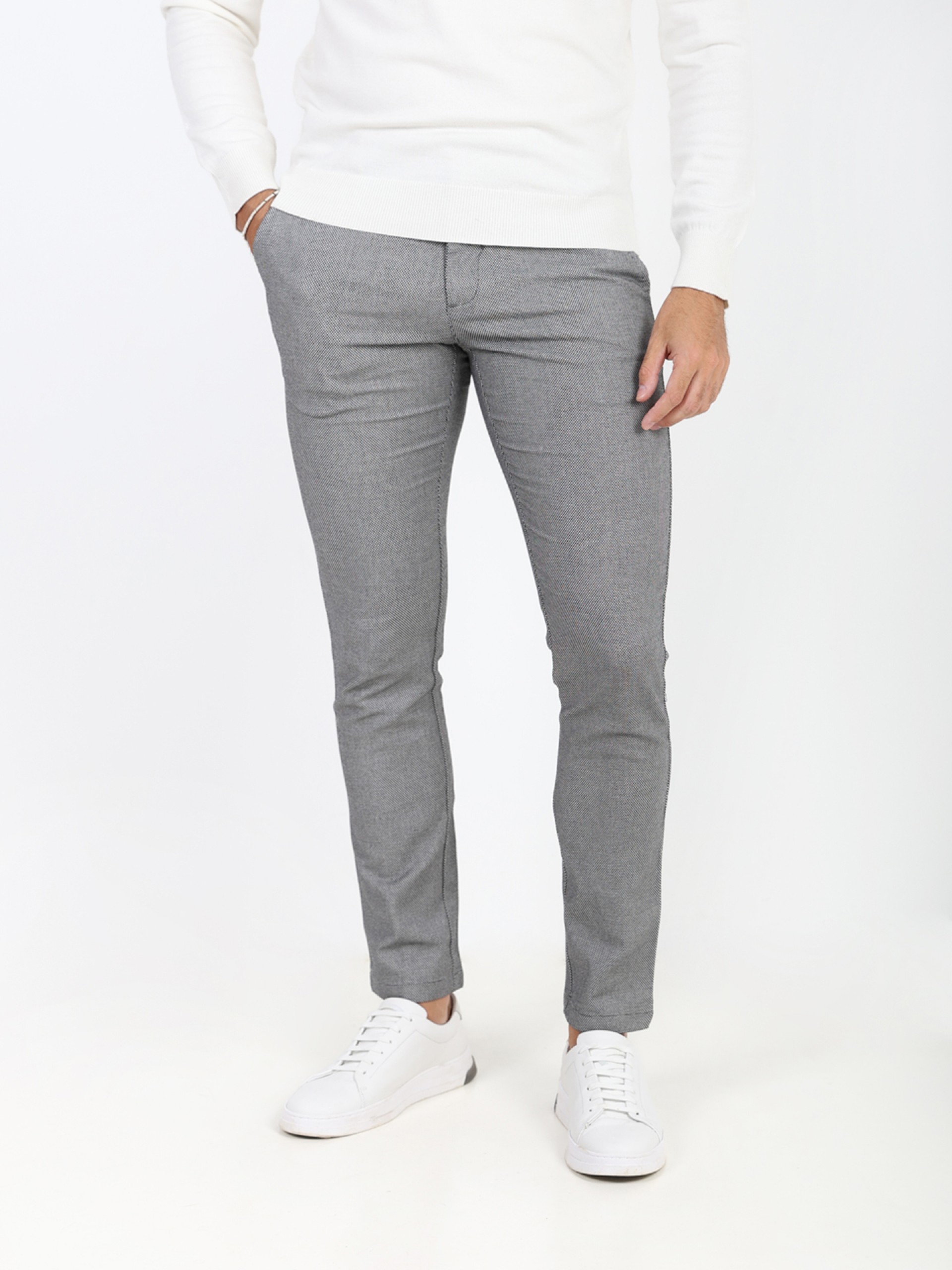 Patterned chino pants