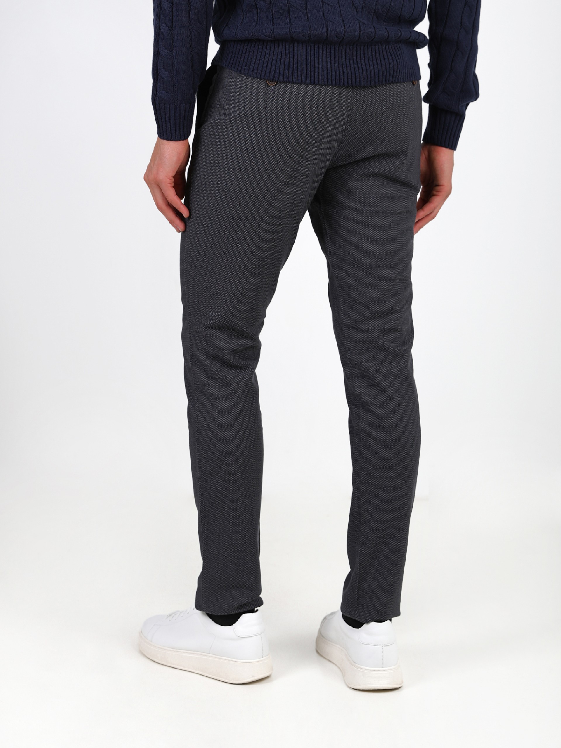 Patterned chino pants