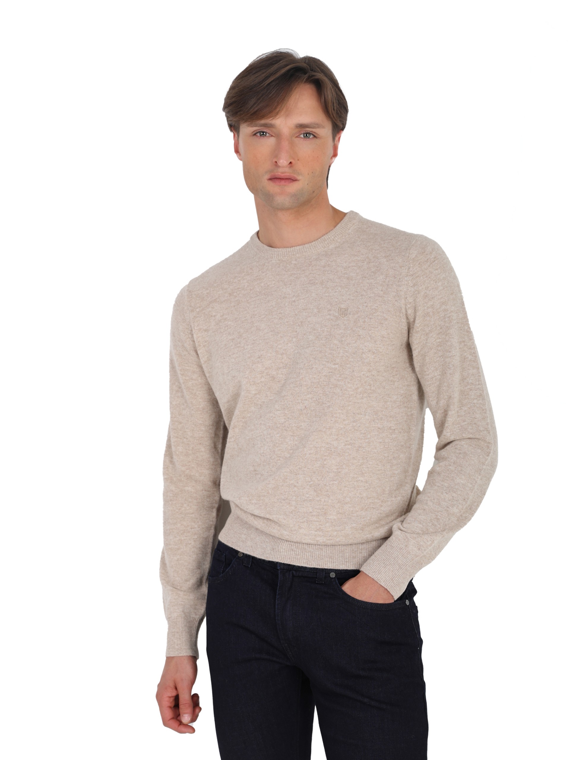 Cashmere crew neck knit