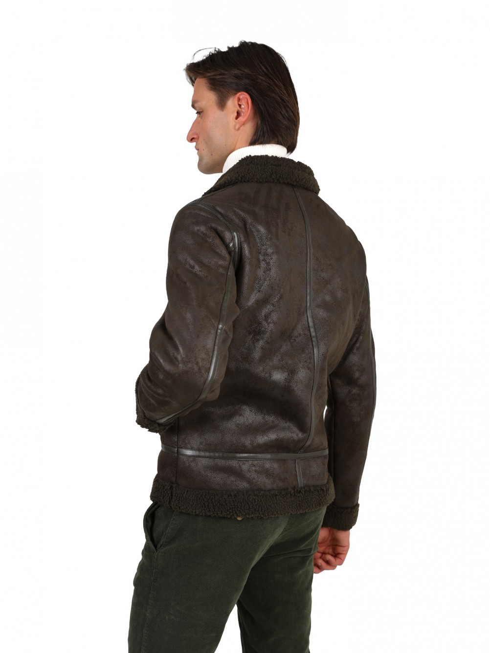 Aviator jacket with fur details