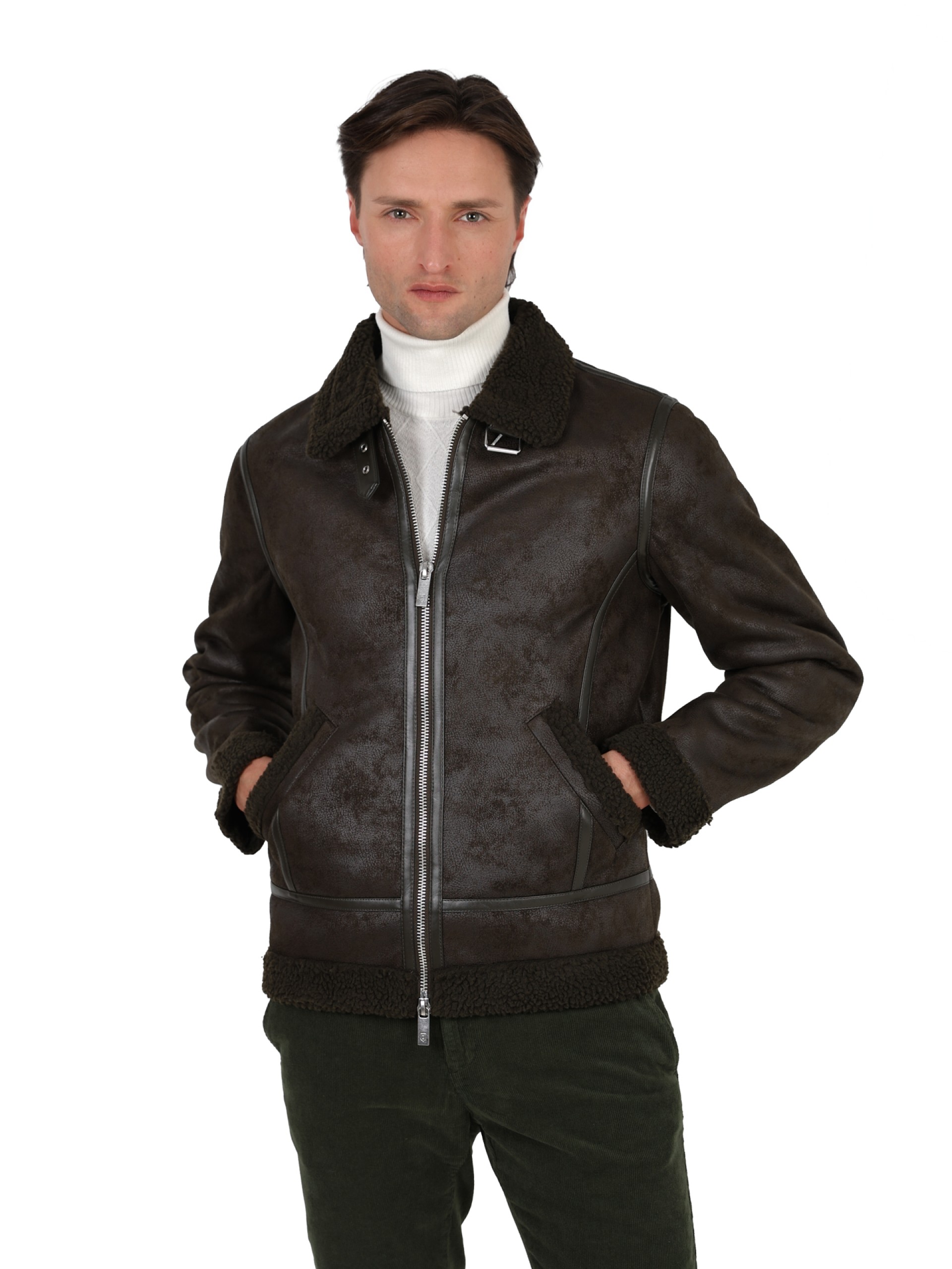 Blusão aviador com pormenores em pêlo