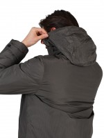 Blus�o t�cnico com capuz