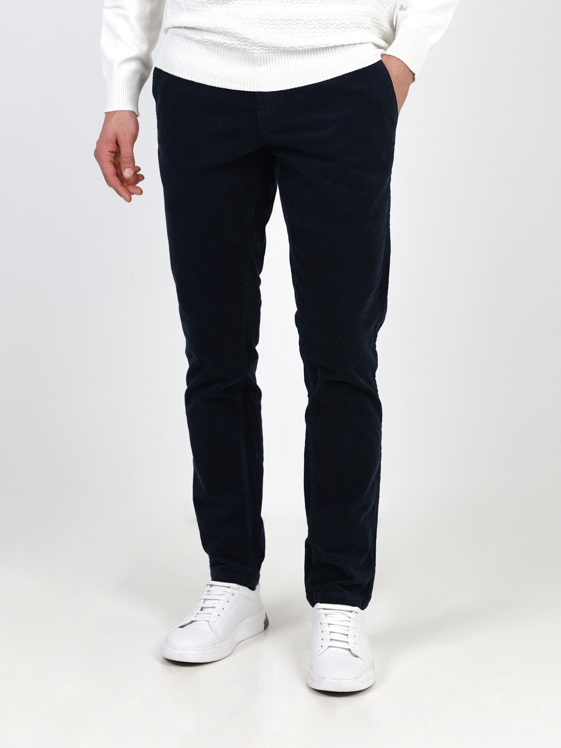 Calça de bombazina com algodão