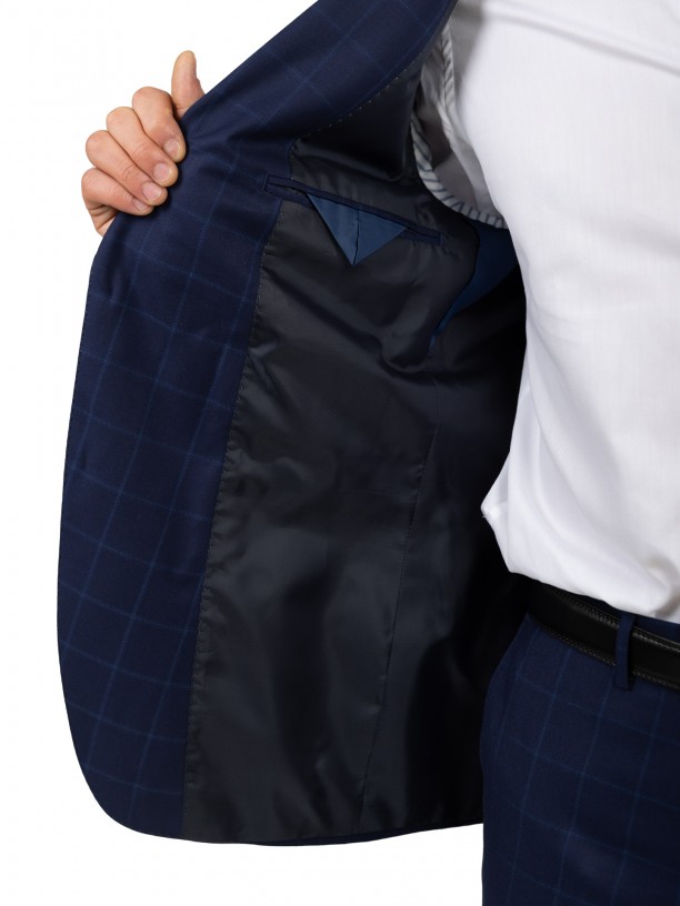 Fato com padro regular fit