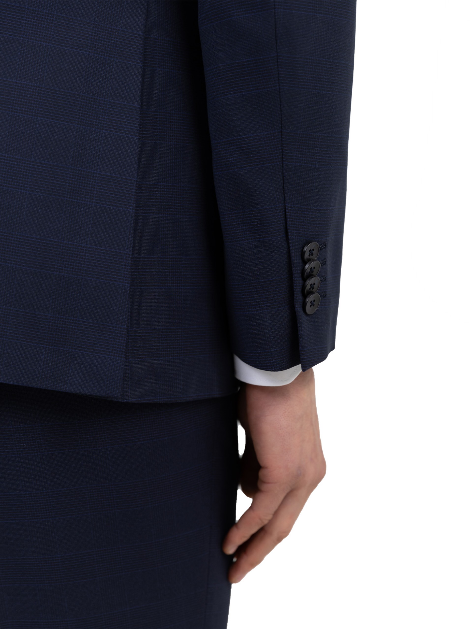 Blue double-breasted patterned suit