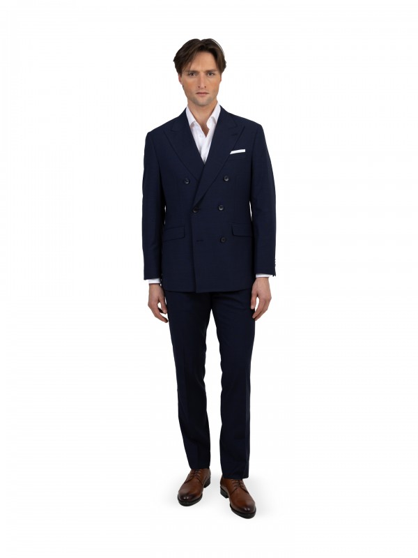 Traje azul cruzado con estampado