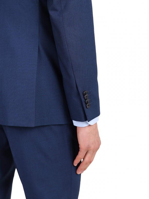 Traje liso de corte regular