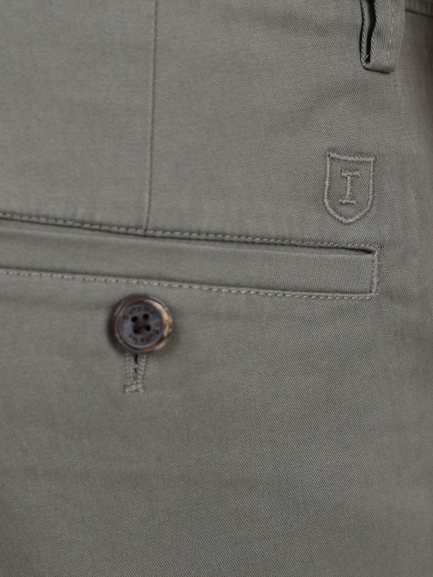 Pantalones chinos de algodn elstico