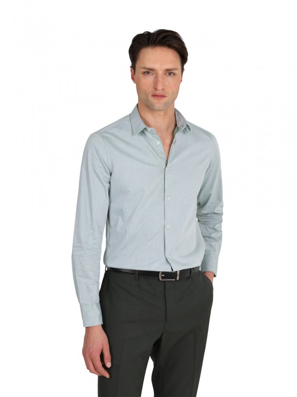 Plain 100% cotton slim fit shirt Plain 100% cotton slim fit shirt