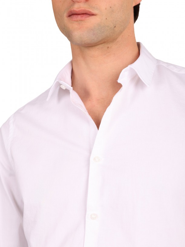 Camisa lisa 100% algodo slim fit