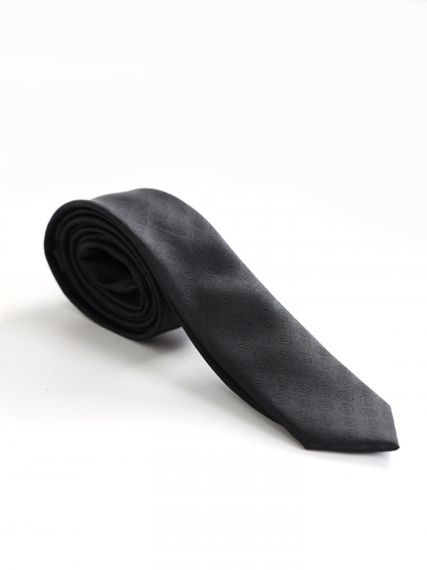 Thin tie with pattern