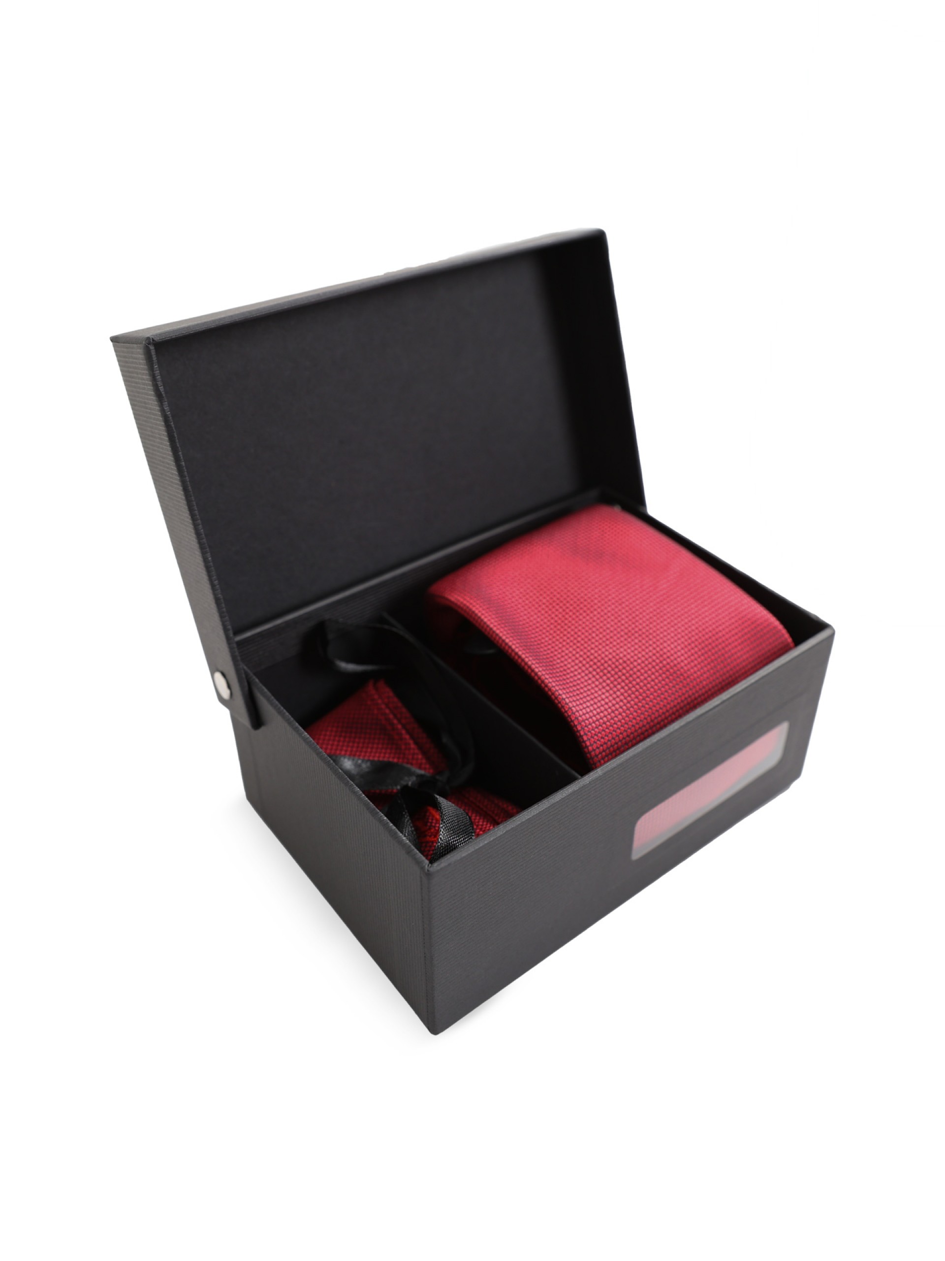 Tie and pocket square set