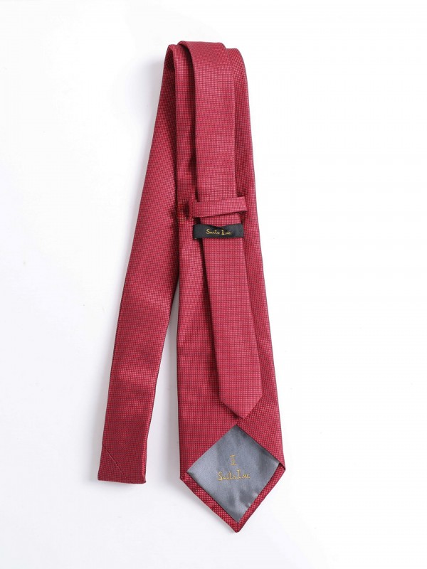 Tie and pocket square set Tie and pocket square set