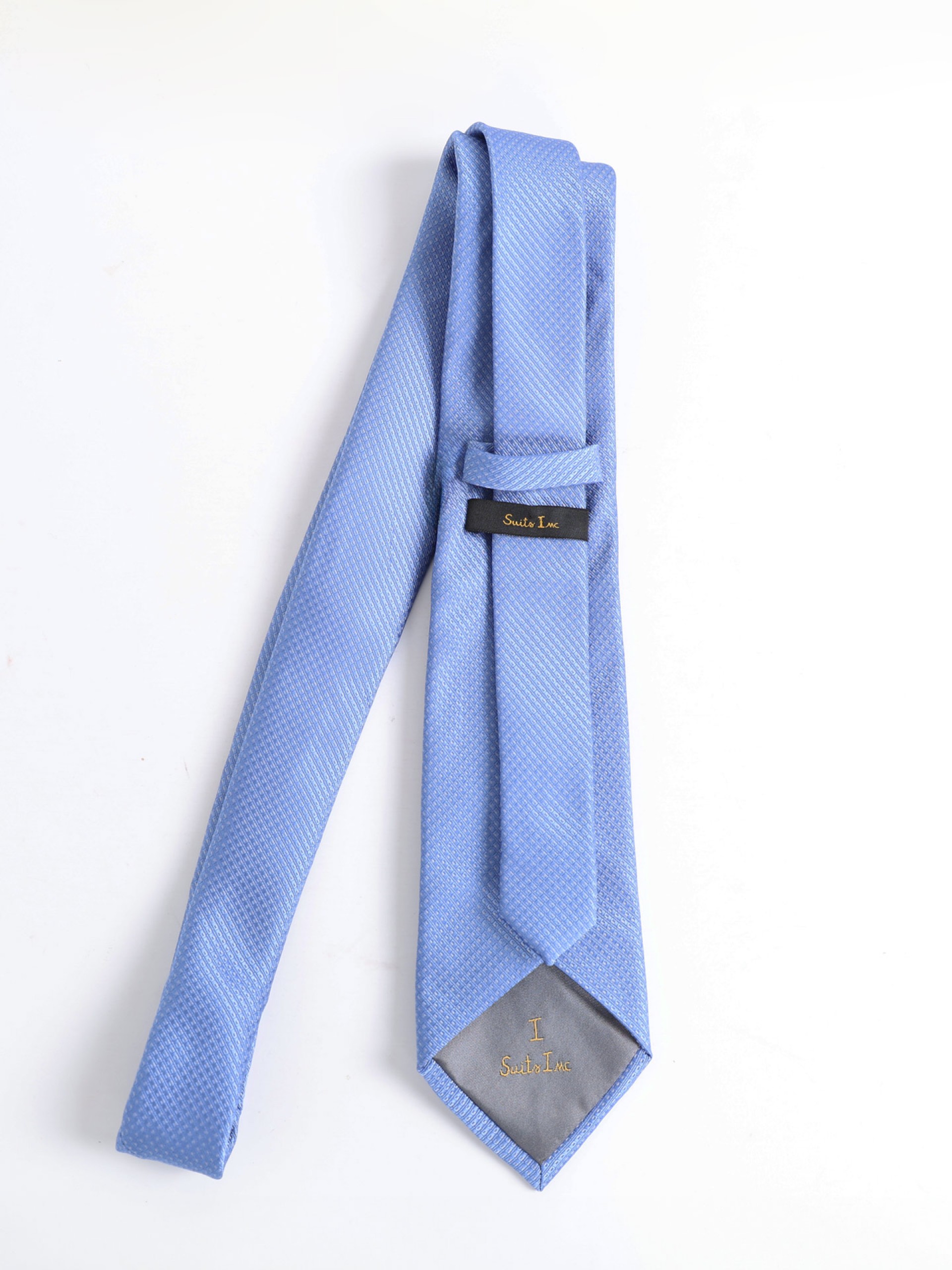 Tie and pocket square set