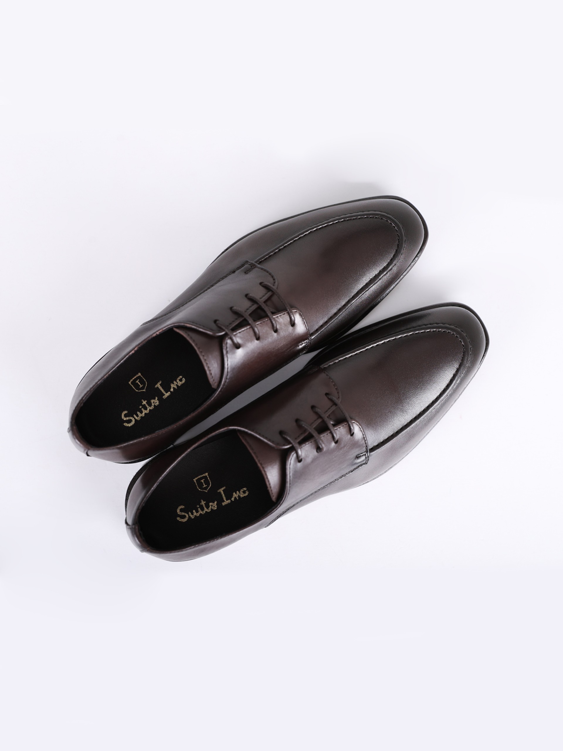 Zapato elegante de piel