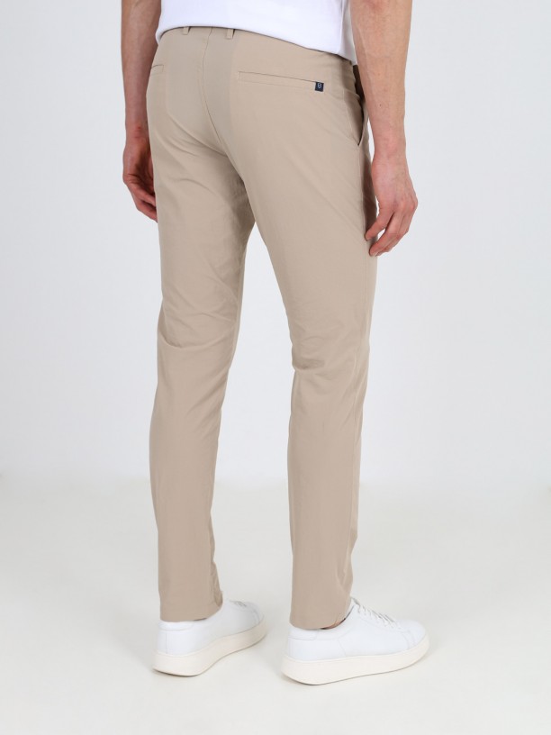 Calças Chino Nylon Tech Calças Chino Nylon Tech