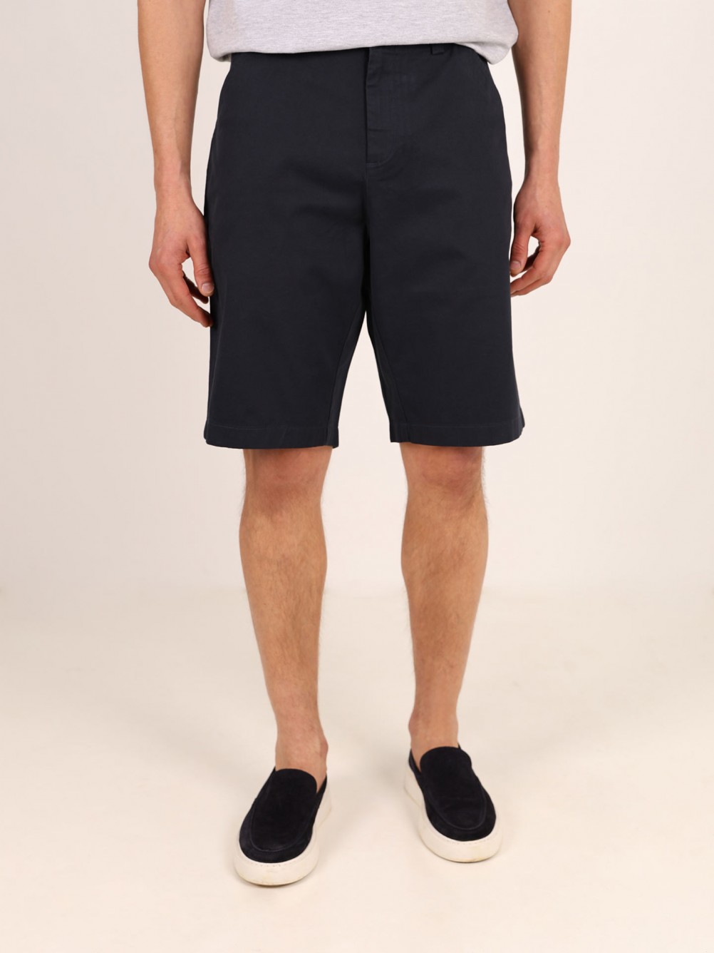 Chino-style cotton Bermuda shorts