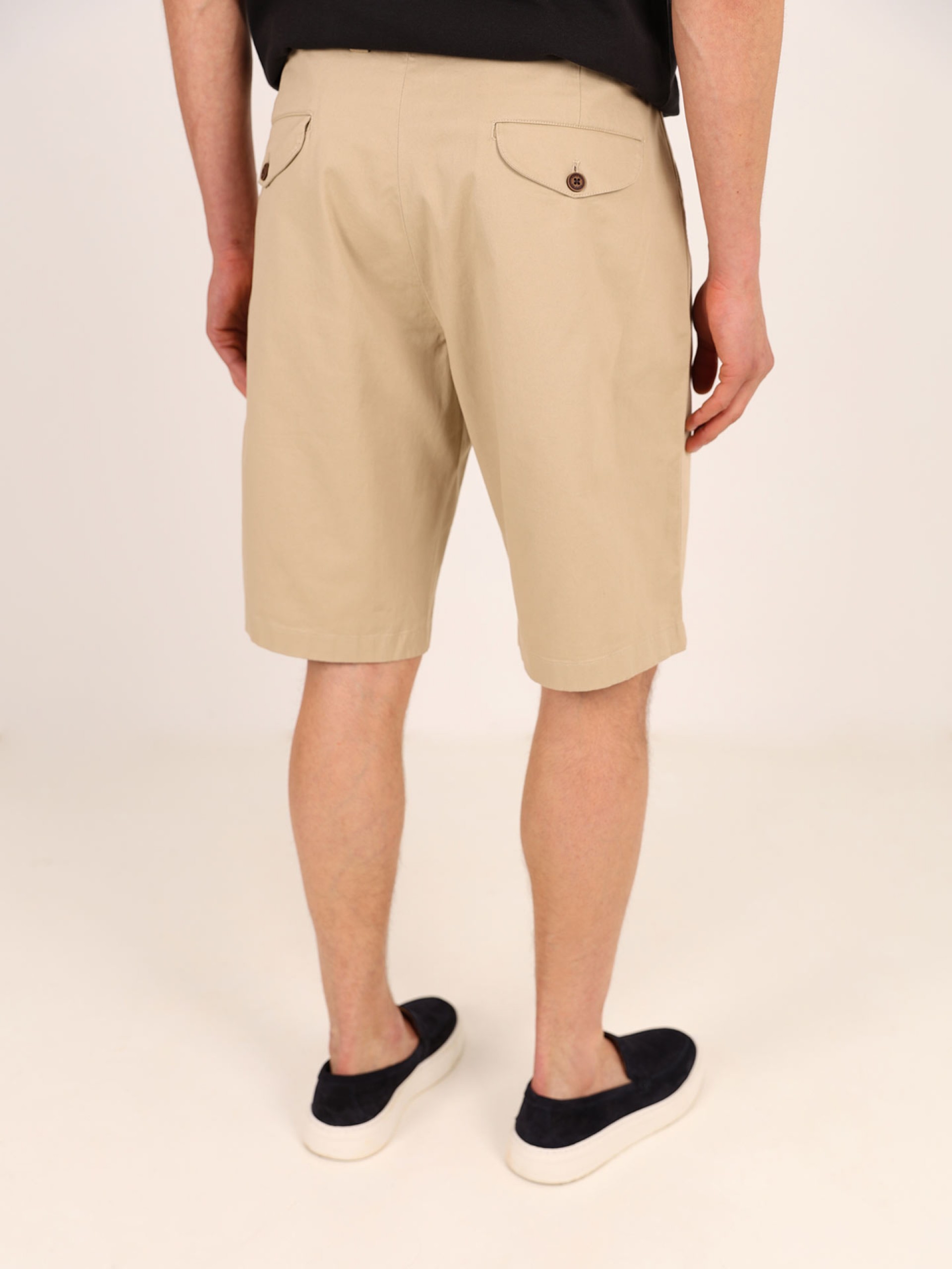 Chino-style cotton Bermuda shorts