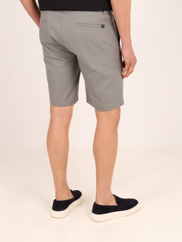 Bermudas tipo chino de algodão Bermudas tipo chino de algodão