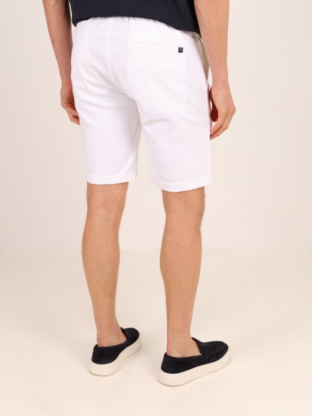 Bermudas tipo chino de algodão Bermudas tipo chino de algodão